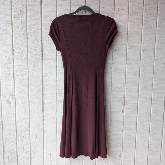 Magnolia Midi Dress - Picture 9 of 10